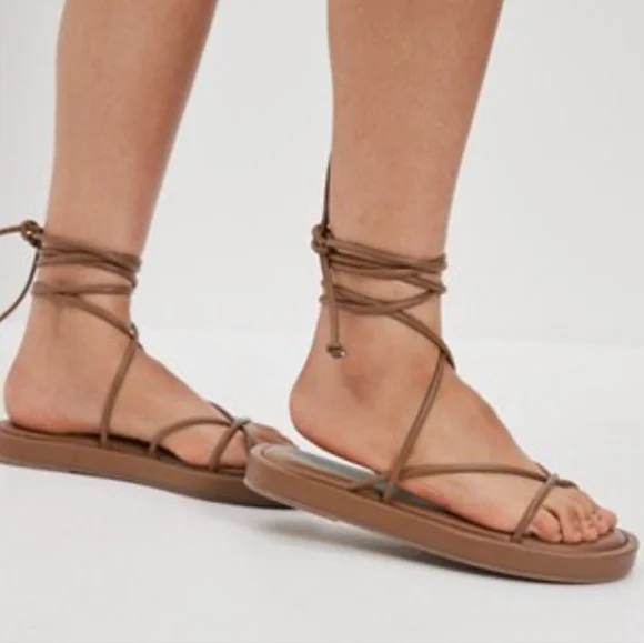 AE platform lace-up sandals - Picture 3 of 4